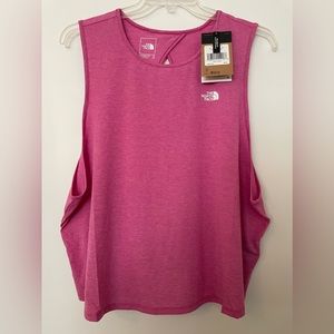 The North Face Women’s Plus pink keyhole tank, SZ 3X. NWT.